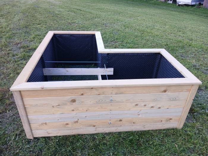 Visoka greda - smreka L 200 × 200 × 100 × 77 cm 609